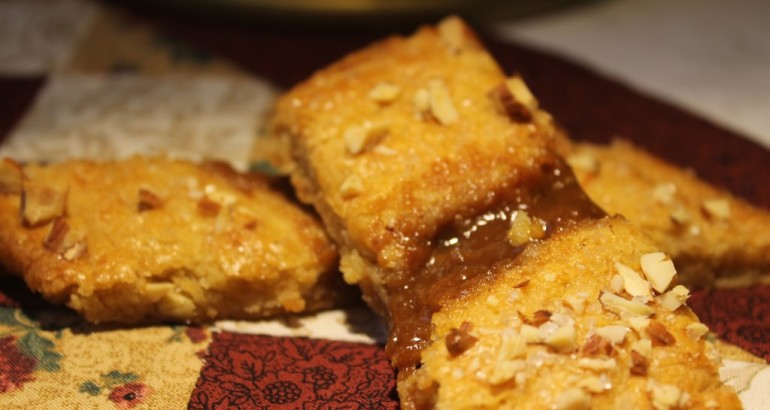 Brune pinner med karamell