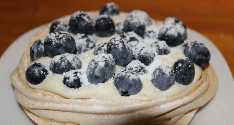 Pavlova med blåbær