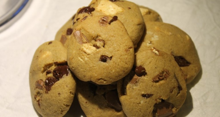 Tripple chocolate chip cookies