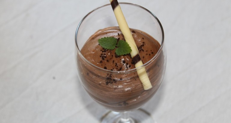 Silkemyk Rask sjokolade mousse
