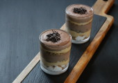 Sjokolade og karamell trifle